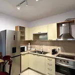 Olis Place * Тирана