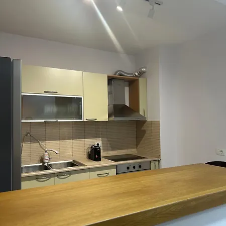 Olis Place Apartmán *